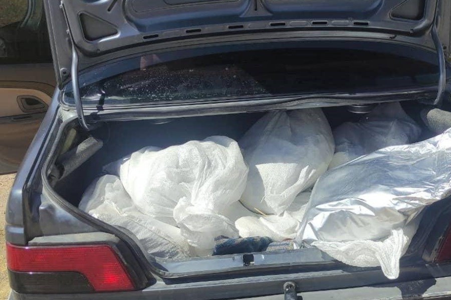 دستگیری قاچاقچی و کشف 196 کیلو تریاک در استهبان