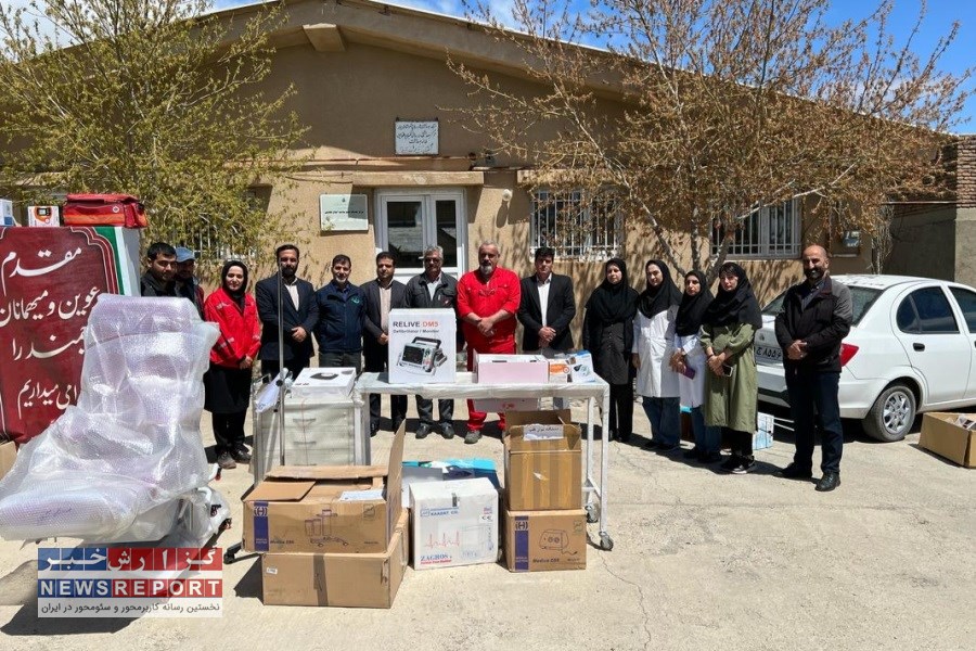 صبانور در راستای مسئولیت اجتماعی، مراکز بهداشتی بیجار را مجهز به تجهیزات پزشکی می‌کند