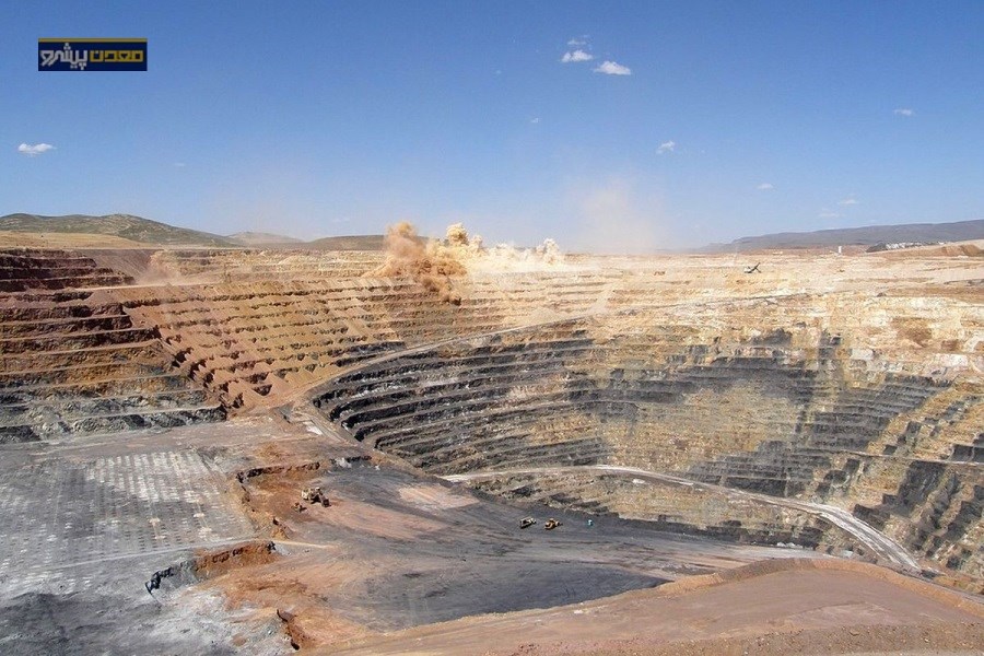 سرمایه‌گذاری ۴ میلیارد دلاری در بخش معدن و صنایع معدنی ایران کلید خورد