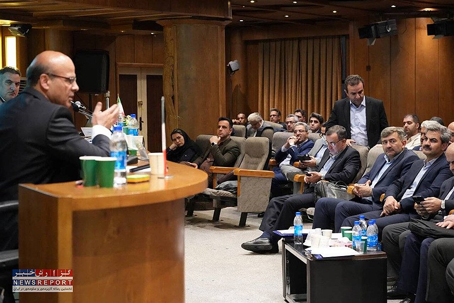 سرعت‌بخشی به اتصال نیروگاه‌های خورشیدی پشت‌بامی در شبکه شرکت‌های توزیع برق