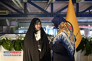 بازدید سمیه رفیعی، نماینده مجلس، از غرفه شرکت توزیع نیروی برق استان تهران