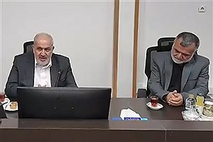 تجلیل وزیر نیرو و مدیرعامل شرکت توزیع نیروی برق استان تهران از خانواده معزز شهدا